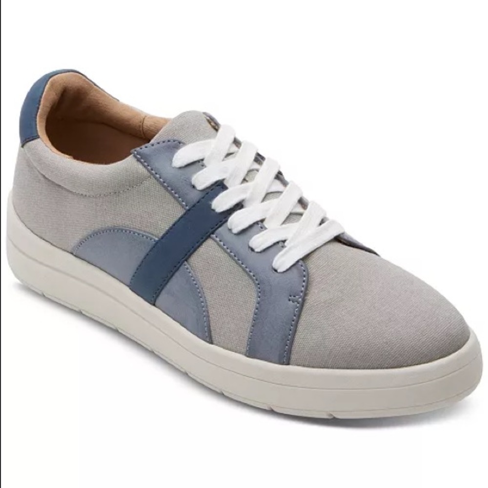 NWT Rockport lace-up sneakers